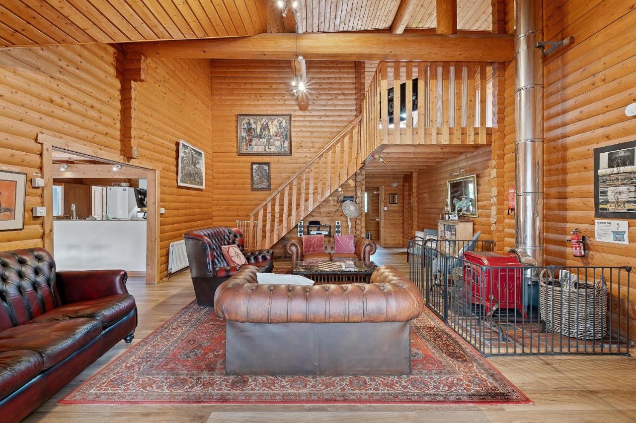 Vila Finest Retreats - The Logs Fort William Exteriér fotografie