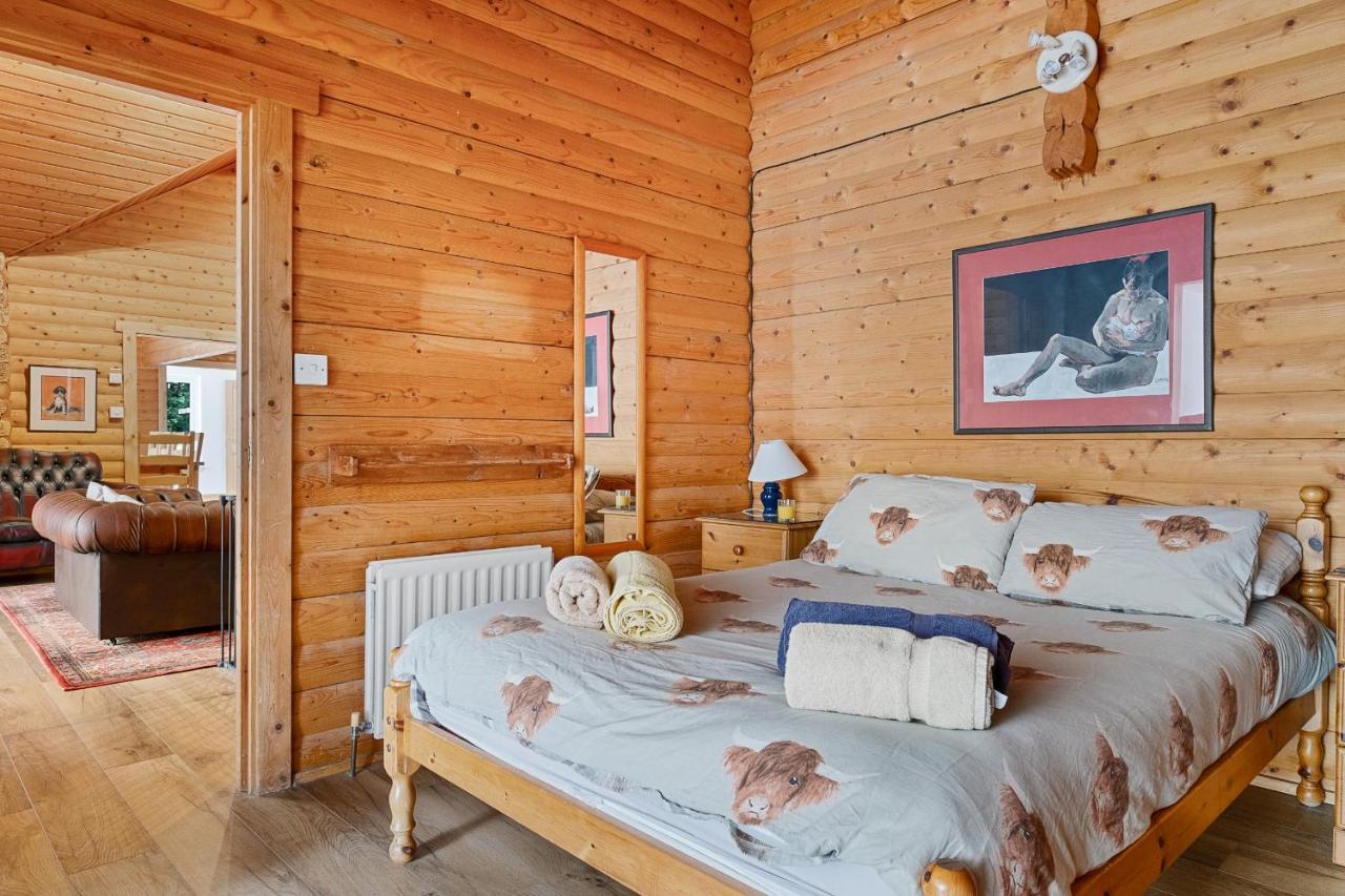 Vila Finest Retreats - The Logs Fort William Exteriér fotografie